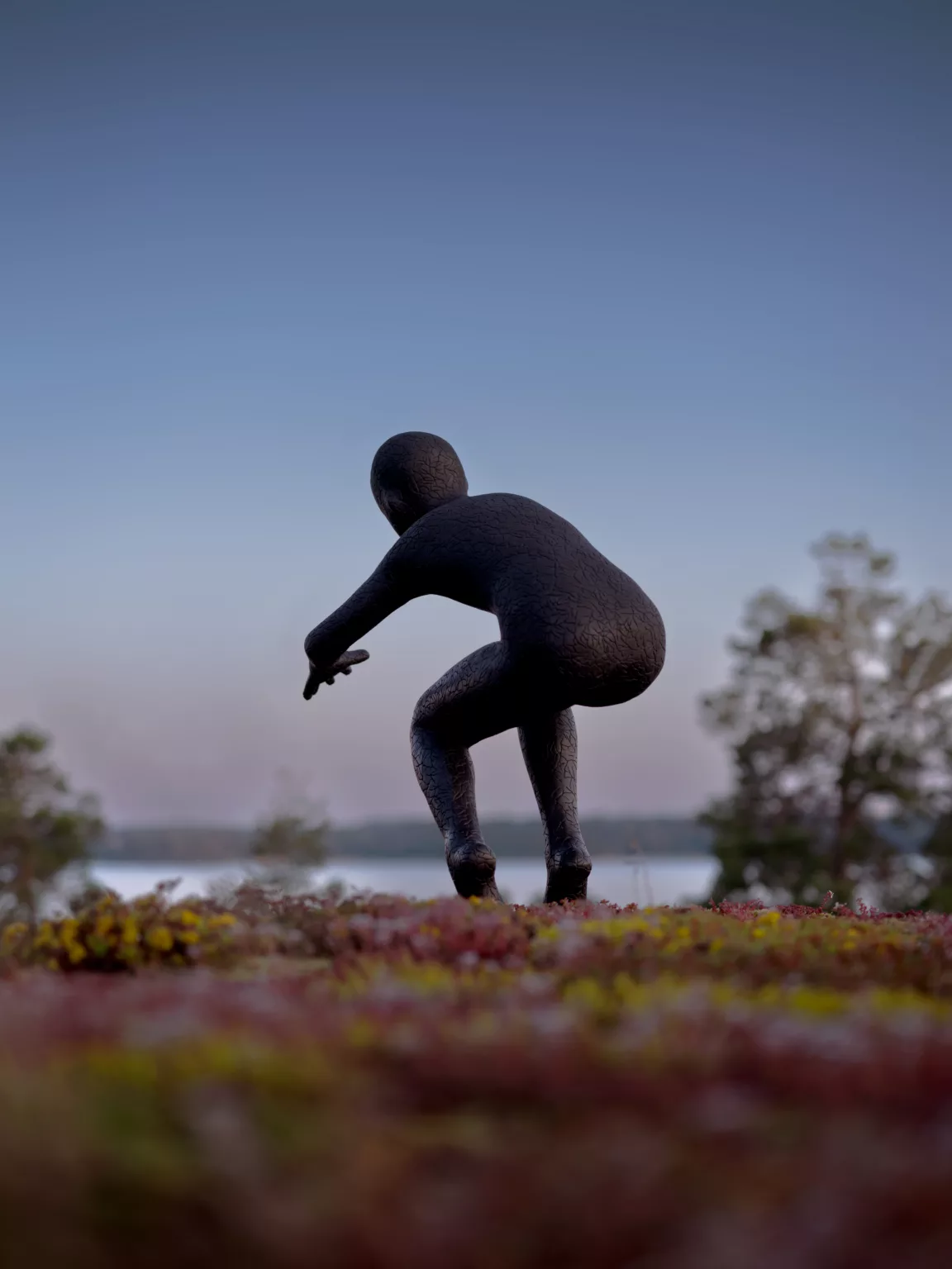 Skulptur av Maria Miesenberger.