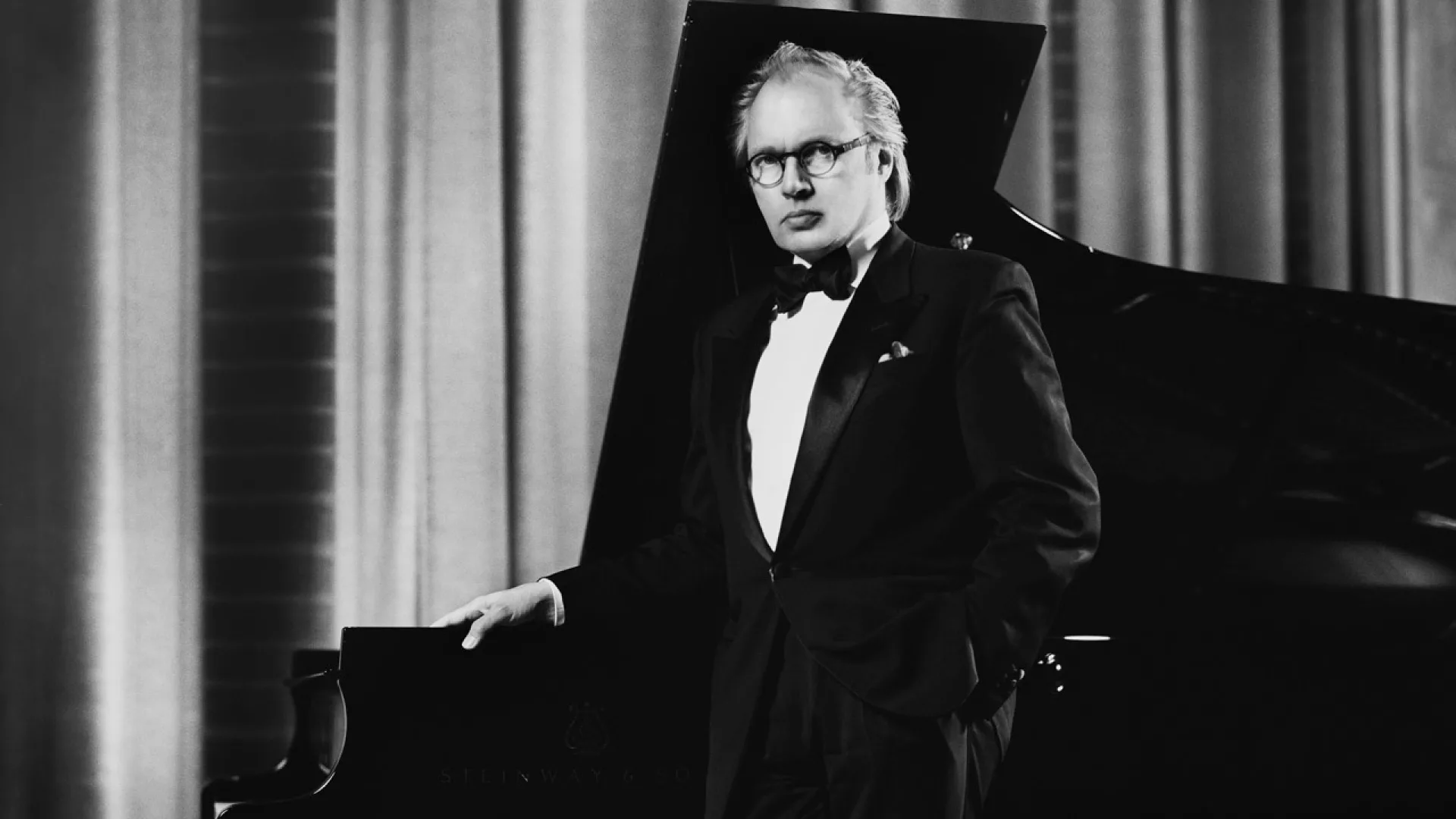 portratt-roland-pontinen-larsson